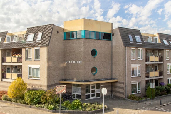 Spoorstraat 114